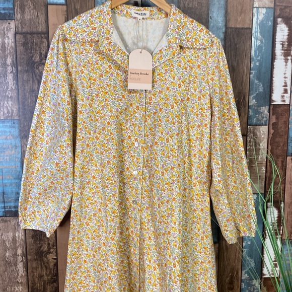Lindsay Brooke x Roole Medium cotton button down Floral Dress - Picture 2 of 16